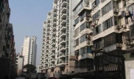 上海房产怎么看房源（上海买房怎么看）