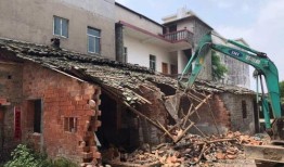 临建房怎么定义房产性质（请问临建房屋属于违章建筑吗）