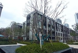 高档房产介绍语怎么写（房产的介绍语）