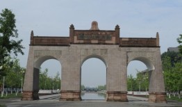 错误查封我房产怎么处理（房产被错误查封如何计算损失）