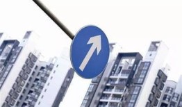 房产中介房价怎么降（房产中介房价怎么降下来）