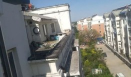 房产顶楼违建怎么办（顶楼房屋违建定义）