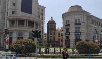 房产公司商铺怎么选（房产公司商铺怎么选址）