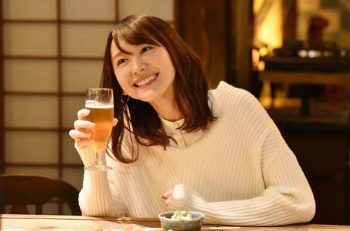 房产女中介应该怎么穿（房产女中介正经吗）
