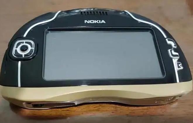 诺基亚2004年出的手机,诺基亚2003年出的手机
