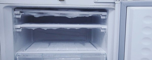 冰箱冷藏室结冰是什么原因造成的(冰箱冷藏室结冰是怎么回事儿)