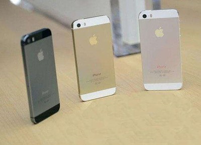 苹果13手机价格和图片颜色(苹果13 14 15哪个值得购买)