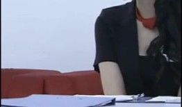 怎么形容房产销售女孩（怎么形容房产销售女孩子）